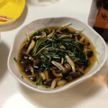 ダイナソーとペンギン's cooksnap of when they made 超簡単☆水菜としめじのおひたし.