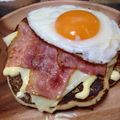 モチョ1013's cooksnap of when they made 簡単っベーコンチーズ★パンケーキ.