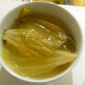 になぱぱ's cooksnap of when they made ソーセージとキャベツのコンソメスープ.