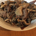 おさむーちょ's cooksnap of when they made 牛肉と椎茸としめじの醤油煮.
