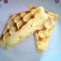 みぃまぁま's cooksnap of when they made 100円均一のワッフル器でチーズドッグ！.