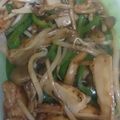 ucari0715's cooksnap of when they made 鶏軟骨のオイスターソース炒め.