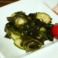 ちび☆りんご's cooksnap of when they made わかめとじゃこときゅうりの黒酢で酢の物.