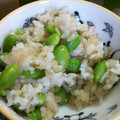 ふぃーちゃω's cooksnap of when they made 簡単♪枝豆ごはん.