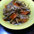 sumirenohana's cooksnap of when they made 翌朝快腸！豚肉とごぼうのきんぴら.