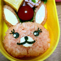 翔瑛ママ's cooksnap of when they made 簡単キャラ弁シリーズ☆ウサギちゃん.