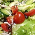 minmi131's cooksnap of when they made レタスときゅうりの塩昆布じゃこ和え.