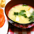 苺♡ストロベリー's cooksnap of when they made 小松菜とうす揚げのみそ汁.