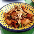 ふなここ's cooksnap of when they made 舞茸とさつま揚げのアンチョビ炒め☆.