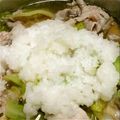 botamoti31's cooksnap of when they made 豚肉とキャベツのコンソメみぞれ鍋.