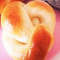 Halululuu's cooksnap of when they made 手ごねパン生地.