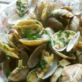 Satoco❋'s cooksnap of when they made あさりの酒蒸し☆ガーリックバター醤油.
