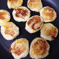 モコチャミ's cooksnap of when they made 子供と一緒に、ジャガイモ洋風お焼き.