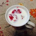 joy09's cooksnap of when they made 簡単おやつ♪トマト牛乳.