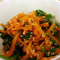 yoyuri's cooksnap of when they made 簡単！　ほうれん草＆人参のゴマ和え.