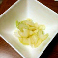 ちゃりんちゃりん's cooksnap of when they made セロリとイカの燻製のレモン汁和え.