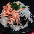 リリーペン's cooksnap of when they made 釜揚げ桜えびとしらすのカルシウム丼♪.