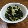 みー2000's cooksnap of when they made 新玉ねぎとワカメの和えもの.