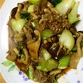 SILK0205's cooksnap of when they made チンゲン菜ときのこと豚肉の中華炒め.