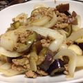 cokoe's cooksnap of when they made 簡単！お弁当に茄子と玉ねぎのそぼろ炒め☆.