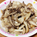 ふみな♡'s cooksnap of when they made チョー簡単！舞茸＆ブナシメジのおかか和え.