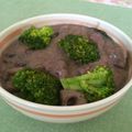 whitebear's cooksnap of when they made 美容に♬黒豆とチキンのクリームシチュー.