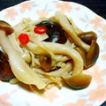 SP♪'s cooksnap of when they made きのこだけ～♫の煮物.