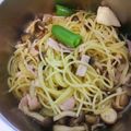 西ヶ原's cooksnap of when they made スナップエンドウとしめじのスープスパ.