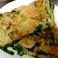 となりのカタコ's cooksnap of when they made もちもち！にらとにんじんのチヂミ☆.