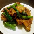 まりもぐら821's cooksnap of when they made 鶏肉とアスパラガスの甘辛炒め.