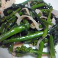 uki's cooksnap of when they made [簡単]菜花のニンニク炒め.