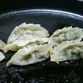 miyukiv's cooksnap of when they made キャベツとニラの餃子.