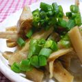 にゃぁくん's cooksnap of when they made れんこん＆にんにく炒め.