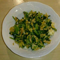 ぶひこまる's cooksnap of when they made 卵で美味しく❤ かぶの葉とツナの炒めもの.