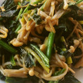 akixas's cooksnap of when they made ほうれん草ときのこのソテー.