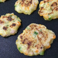 ちびっこゆいまま's cooksnap of when they made 卵不使用☆ベビーお好み焼き.