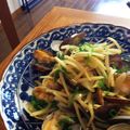 にしだぁ's cooksnap of when they made 春の旬◆筍と浅蜊の酒蒸しバター醤油味.