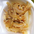⑤児の母's cooksnap of when they made えのきと玉ねぎのバター炒め　.