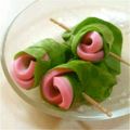 sweet_rose's cooksnap of when they made キャラ弁おかず♥かまぼこで薔薇だよ♡.