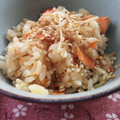 うさこママ★'s cooksnap of when they made 鮭とえのきの炊き込みご飯.