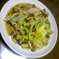 amei's cooksnap of when they made 白菜としめじの炒め物.