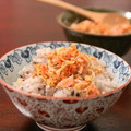 うさぎのシーマ's cooksnap of when they made 鮭としらすと桜えびのふりかけ♡お弁当にも.
