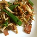 uzurin's cooksnap of when they made ねばうま!!オクラときのこの中華炒め.