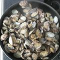 サーフブレイド's cooksnap of when they made 簡単！アサリの酒蒸しバターにんにく風味.
