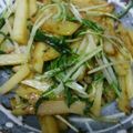 息子は怪獣♪'s cooksnap of when they made 水菜とじゃがいものコンソメ炒め.
