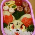 coconut4649's cooksnap of when they made フォッコの立体おにぎりポケモンキャラ弁当.