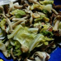 RikA96's cooksnap of when they made あさりとキャベツとしめじの酒蒸し.