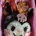 えƕちゃƕ's cooksnap of when they made マイメロ☆クロミ キャラ弁.