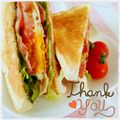 hitomi＊＊'s cooksnap of when they made 週末ランチに・・BLT☆Eサンド♡.