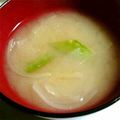 crystaI's cooksnap of when they made 絹さや＆玉ねぎ味噌汁　スナップエンドウ.